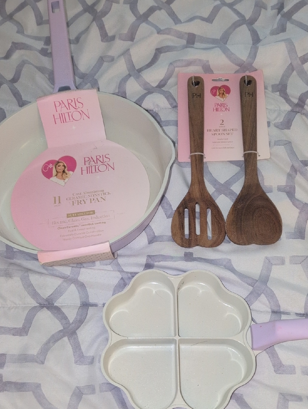 Paris Hilton Pastel Lavender Ceramic Fry Pan & Heart Egg Skillet Set
